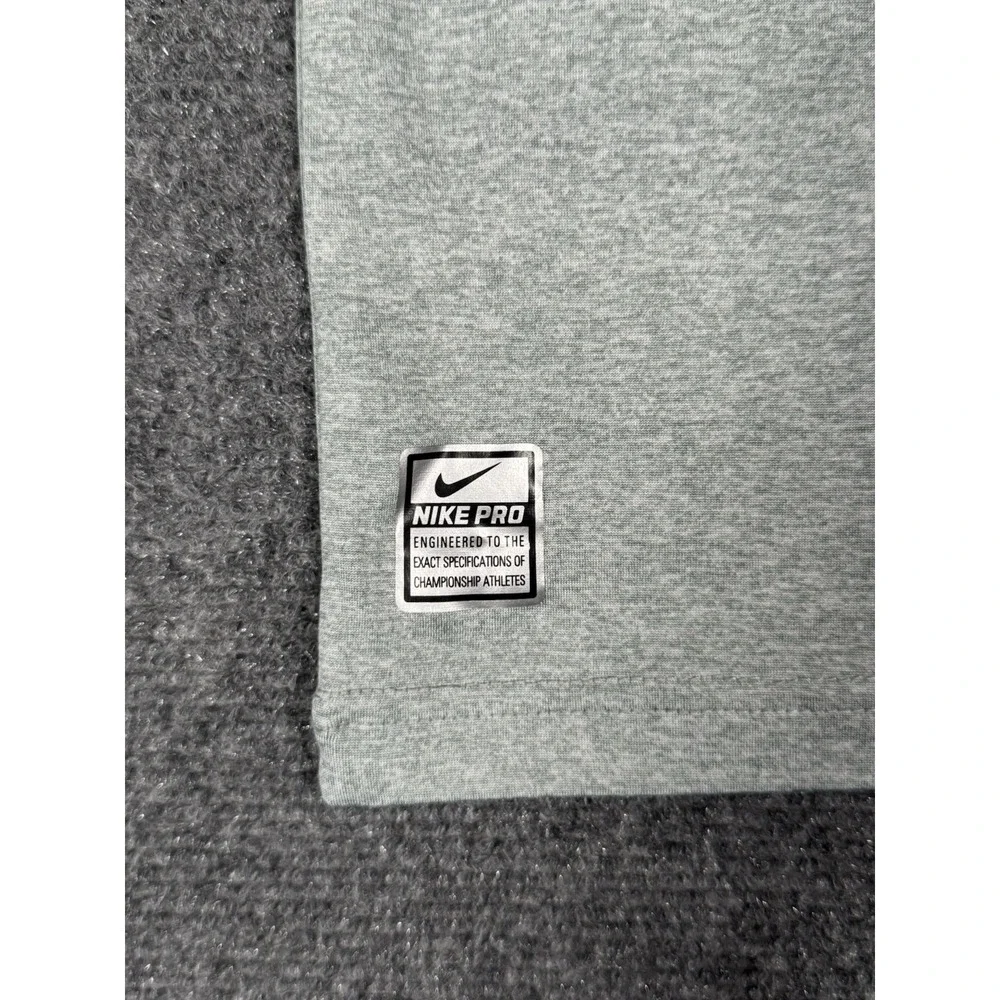 Nike Pro Training Shirt Mens Small Gray Gym Hiking Running‎ Stretch Swoosh EUC